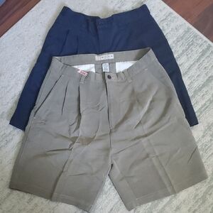 Cherokee Men's Flat Front Shorts in Khaki and Navy Size 34